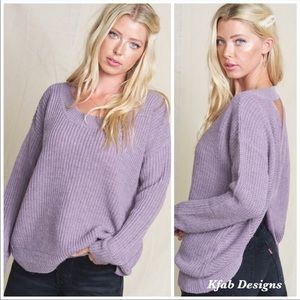 *NEW* Super Soft Twist Back Keyhole Sweater / Size: S/M